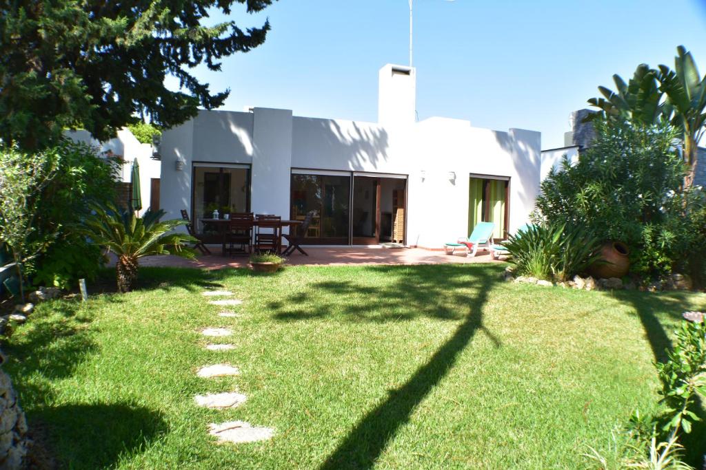 Villa Villa Alexia Rua dos Ibiscos, nº6, Olhos de Água, 8200-329 Albufeira