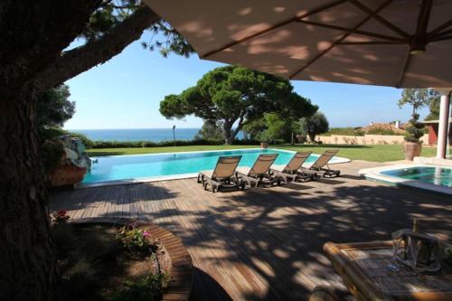 Amazing Portuguese Villa Bicos 6 Bedrooms Stunning Position on the Cliffs above a Beach Albufeira