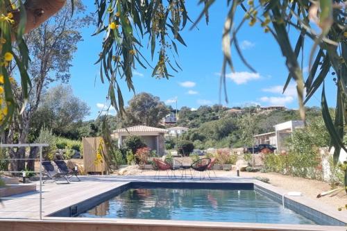 Amazing villa with swimming pool near the sea and Pinarellu - Welkeys