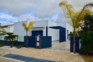 Amora Villa Sacha