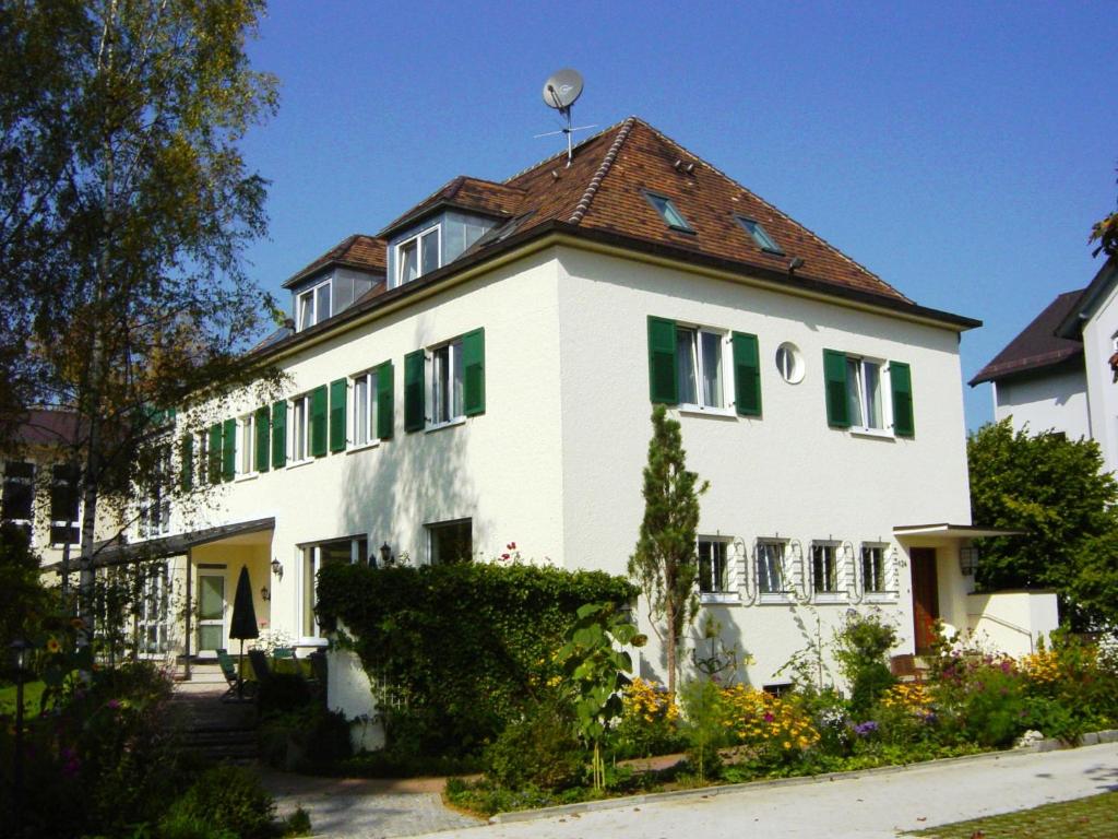Hôtel Villa Arborea Gögginger Str. 124, 86199 Augsbourg