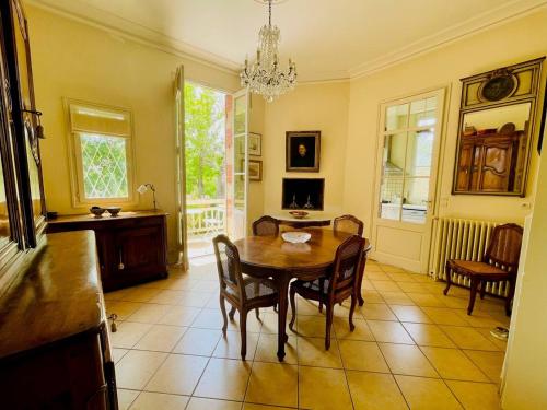 Villa Villa Arcachon, 5 pièces, 8 personnes - FR-1-433-83 9, allée Lakmé Villa Marie-Amélie Arcachon