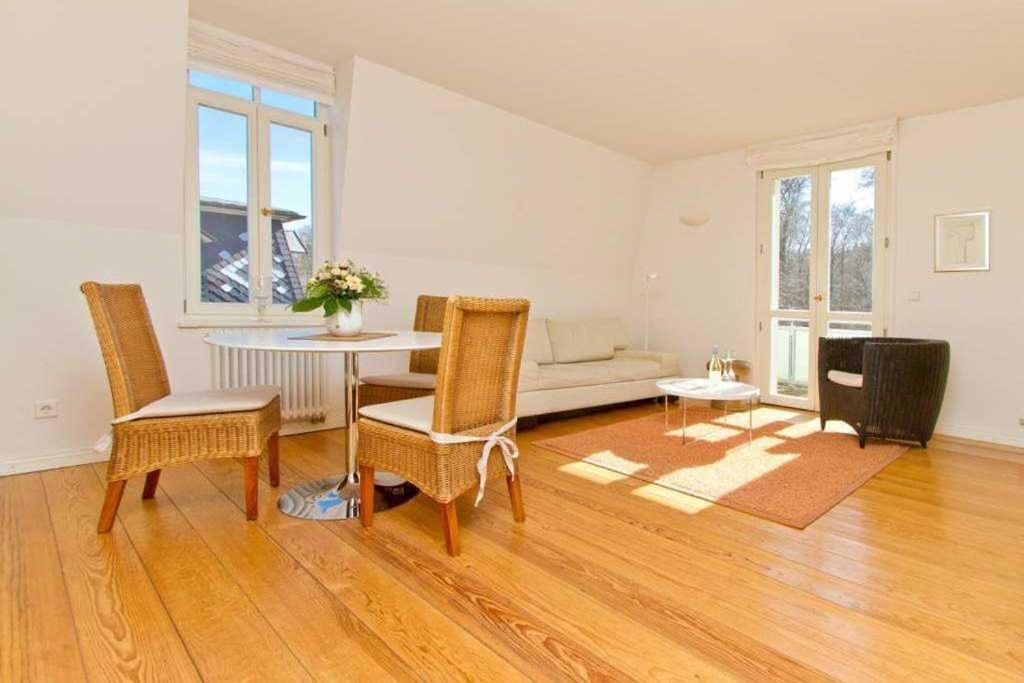 Appartement Villa Artemis, 11 Korinth Bergstraße 22, 17429 Bansin