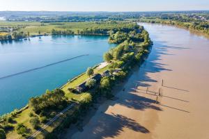Au bord de l'eau - Grande maison - Baurech Insolite