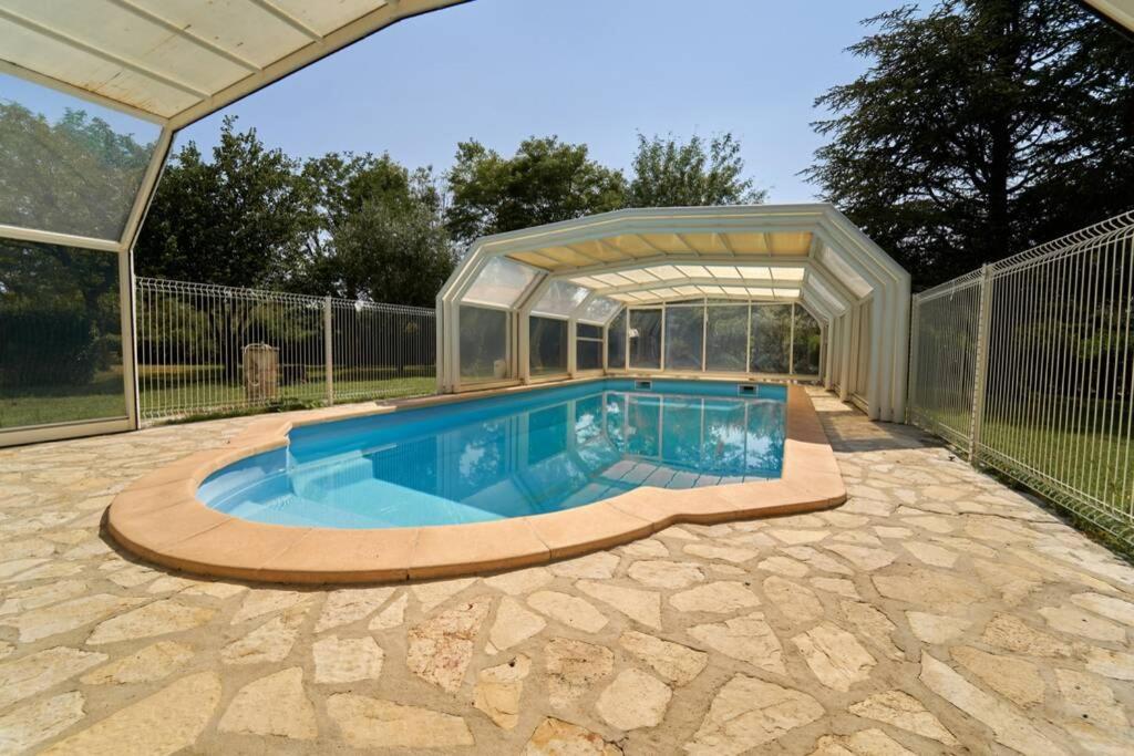 Villa Villa au calme jardin et piscine couverte en hiver 319 Chemin Carraire de Verguetier, 13090 Aix-en-Provence