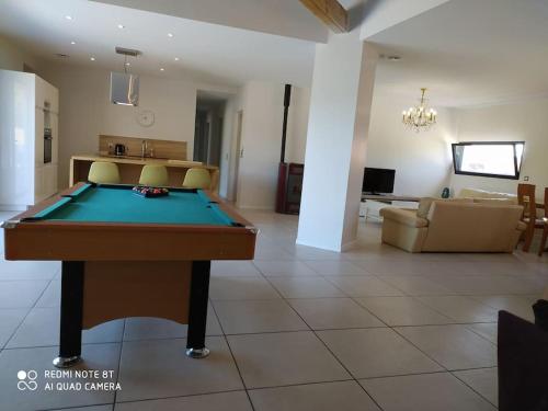 Villa au sein d'un élevage de Chevaux Brucquedal france