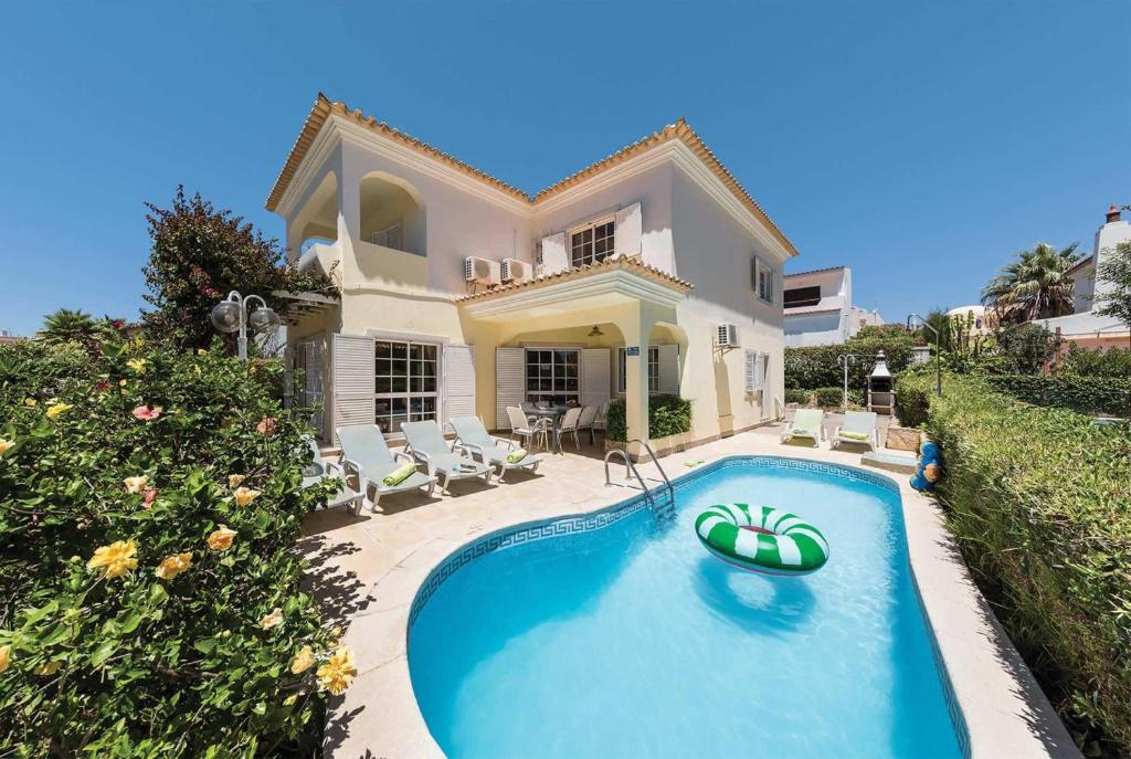 Villa Augusto  8125-501 Vilamoura