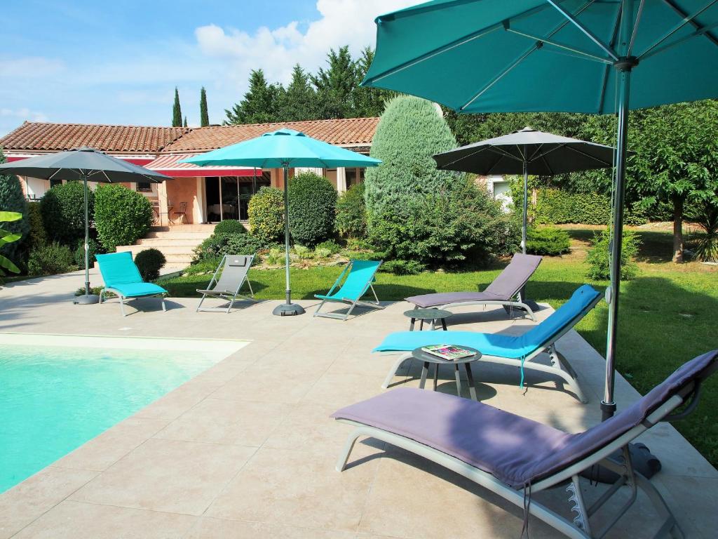 Villa Aux Cyprès du Sud : mer et montagne 15 Rue de la Brasserie 30610 Logrian-et-Comiac-de-Florian