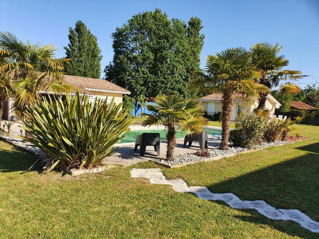 Villa Villa avec Piscine, BBQ, Badminton 62 chemin des serres parentis en born, 40160 Parentis-en-Born