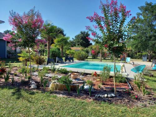 Villa avec Piscine, BBQ, Badminton Parentis-en-Born france