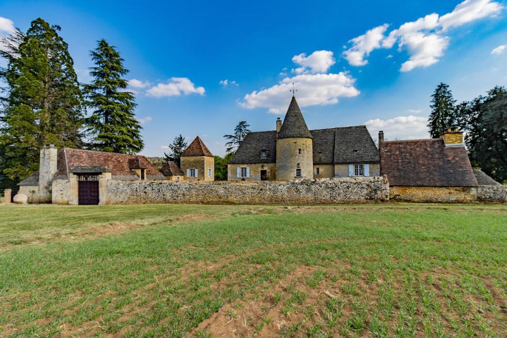 Villa Villa avec piscine sur le domaine d'un château Lascour, 24200 Carsac-Aillac