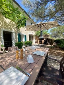 Villa Bastide avec piscine aux Arcs entre Saint-Tropez et Verdon 91 Route de Sainte-Roseline 83460 Les Arcs-sur-Argens Provence-Alpes-Côte d\'Azur