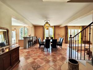 Villa Bastide MARIENRI by Booking Guys 495 Route des Maquisards 06670 Saint-Martin-du-Var Provence-Alpes-Côte d\'Azur