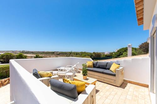 Beach Villa - oceanfront villa Martinhal