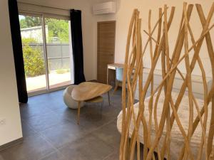 Beau studio en duo au coeur du Luberon