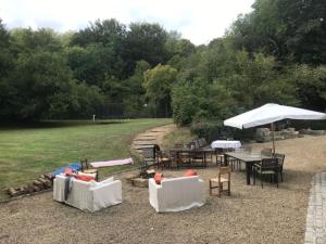 Beautiful and quiet country house 1h from Paris