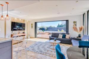 Beautiful house - 5min walk beach - 10min streetcar downtown