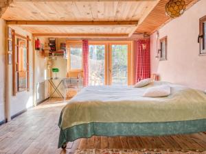 Beautiful Pet friendly Villa in R gusse with Swimming Pool June Oct