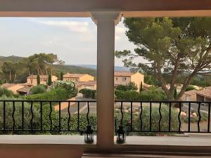 Beautiful Villa in Saumane de Vaucluse with Garden