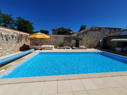 BELLE MAISON avec Piscine privée