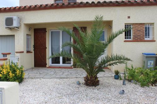 Belle maison T4 climatisée avec garage et jardin clôturé - 6ALENYA11