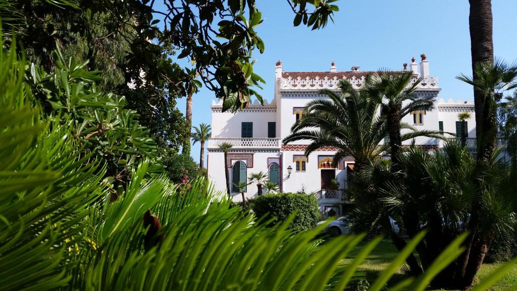 Maison d'hôtes Villa Belle Rive 95 Avenue du Docteur Raymond Picaud, 06150 Cannes