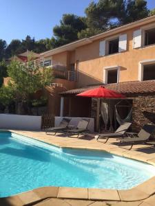 Belle Villa 4 chbres et piscine 5 min cassis