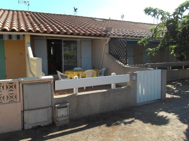 Belle villa 4 couchages a 200 m de la plage 2 chambres terrasse parking dans résidence sécurisée LRMP33 CHEMIN DE LA RIVIERETTE, 34420 Portiragnes