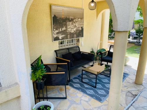 Belle villa à 5 mn du centre avec grd jaccuzy