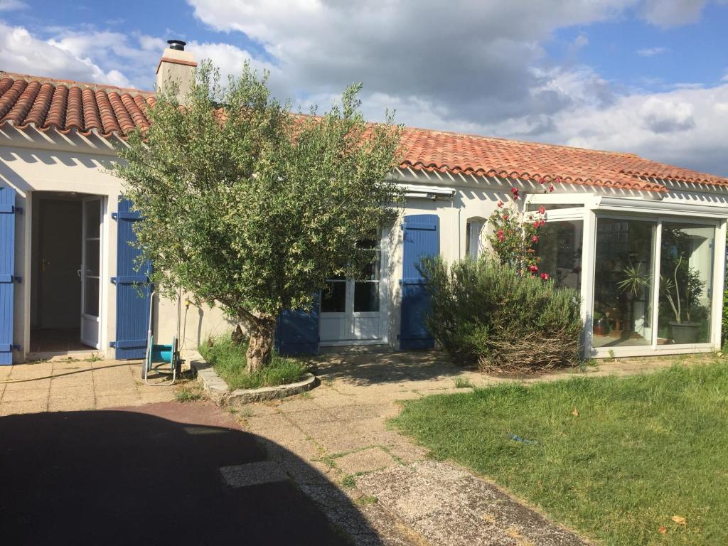 Belle villa avec piscine classée 3 étoiles 9bis Avenue Amiral Courbet, 85460 La Faute-sur-Mer