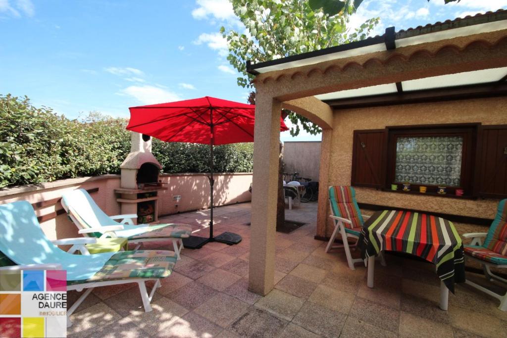 Villa Belle villa de Vacances en angle climatisée, domaine TAMARIS, 4 chambres 7-9 couchages, Wifi, accès aux piscines payant, 900m de la mer LRTAMQ10 AVENUE DES MURIERS 34420 Portiragnes