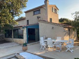 Belle villa provençale avec piscine classée 4 étoiles