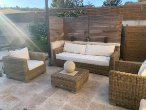 Belle villa récente de 120 m2 avec piscine