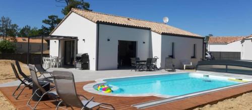 Blue Dreams Saint-Jean-de-Monts Private Pool