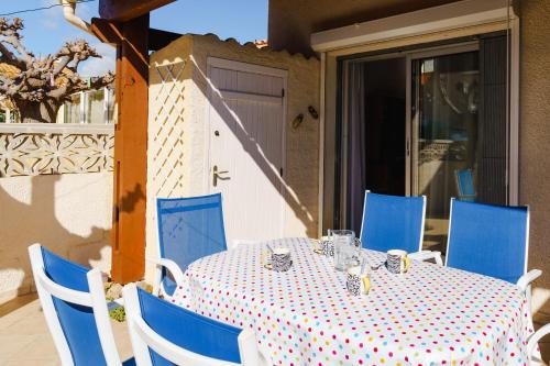 BO1-34 Pavillon 2 pièces mezzanine 5 couchages NARBONNE PLAGE