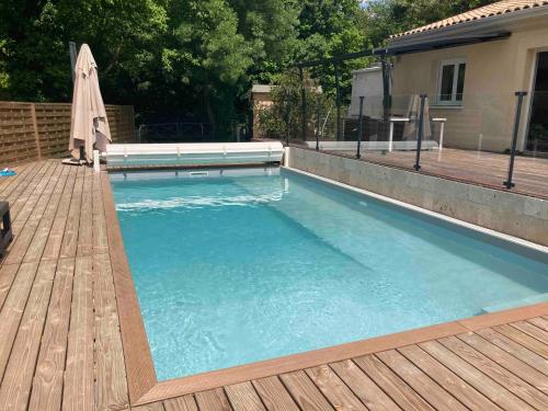 Bordeaux, Haut Floirac, Belle Maison avec piscine.