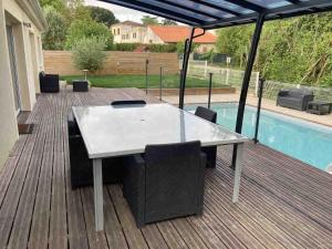 Bordeaux, Haut Floirac, Belle Maison avec piscine.