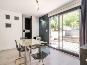 Brand new modern villa beautifully situated with private pool