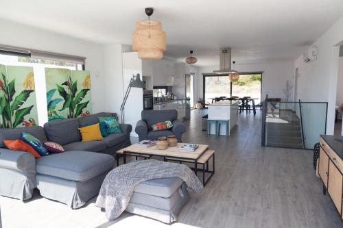 Cairnvillas - Le Maquis C34 Luxury Villa with Private Pool near Beach