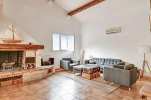 Calm villa with pool nearby Montpellier - Welkeys