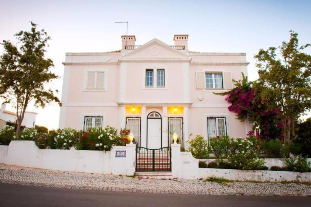 Villa Villa Camilla 6 bed/bath villa close to the Marina Marina de Vilamoura, 8125-406 Quarteira