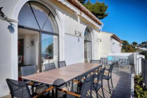 Cannes Luxury Rental - Magnificent Villa With Sea View