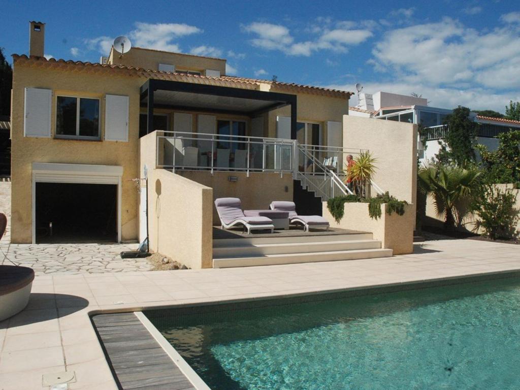 Villa Villa Cap d'Agde, 5 pièces, 6 personnes - FR-1-607-26 14 RUE CARIGNAN, 34300 Le Cap d\'Agde