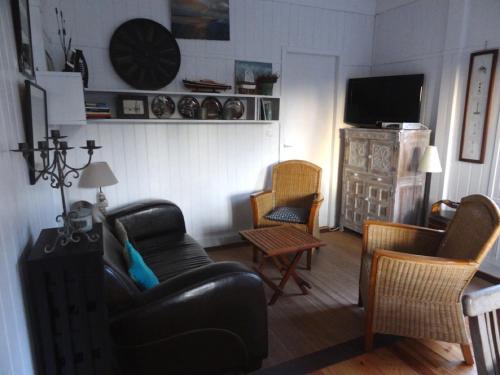 CAP FERRET DEBARCADERE (ref 222)