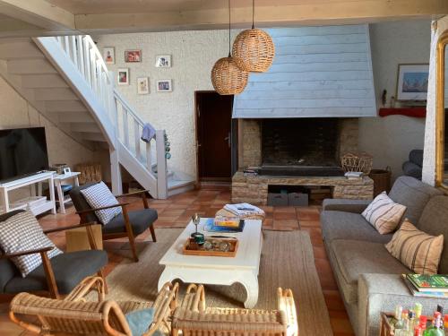 Cap Ferret villa avec Piscine Village de Piraillan ref 141