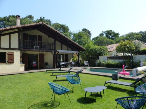 CAPBRETON Villa MALBEC Villa rénovée sur jardin pour 10 personnes Wifi gratuit
