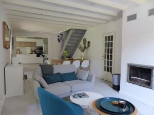 CAPBRETON Villa MALBEC Villa rénovée sur jardin pour 10 personnes Wifi gratuit