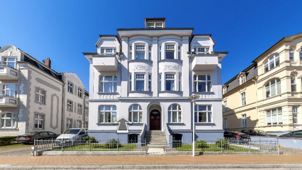 Appartements Villa Carola - 100 m zum Strand 19 Bergstraße, 17429 Heringsdorf