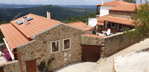 Casa BelaVista Penela - Full Charming House Rental -12 people - Adults Only