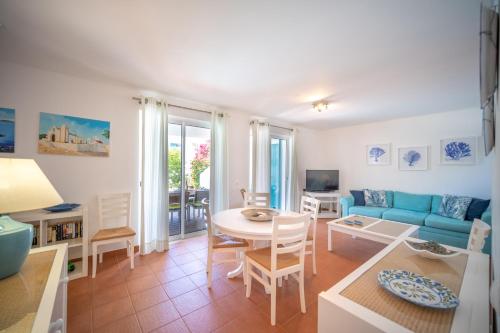 Casa da Prainha - private pool, next to the beach